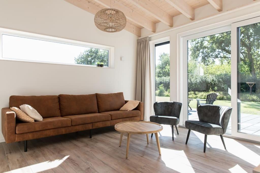 Vakantiehuis Eikzicht Gelegen Aan Het Bos Elsloo (Friesland) Exterior foto